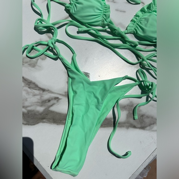 NWT SHEIN Bikini Size Small - Picture 3 of 6